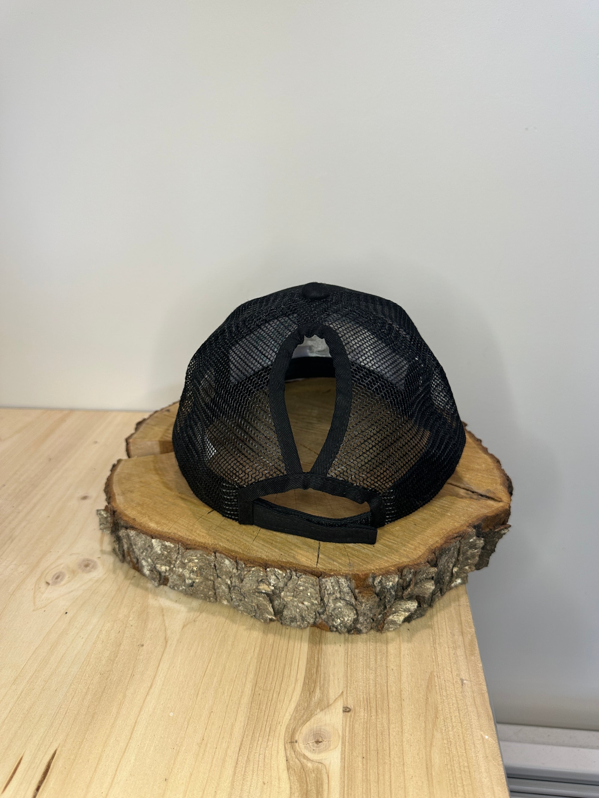 Casquette noire MPV